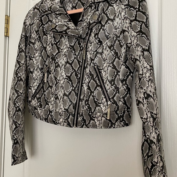 Snakeskin pattern jacket - Picture 6 of 7